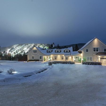 Auberge Sous L'Edredon B&B Saint-Sauveur-des-Monts Kültér fotó