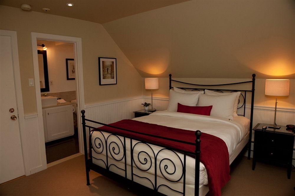 Auberge Sous L'Edredon B&B Saint-Sauveur-des-Monts Kültér fotó
