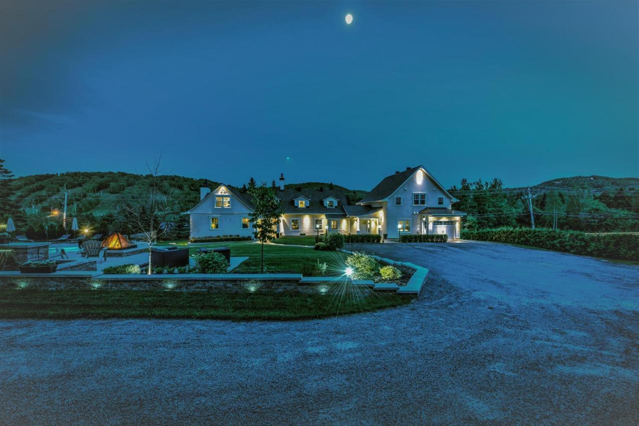 Auberge Sous L'Edredon B&B Saint-Sauveur-des-Monts Kültér fotó