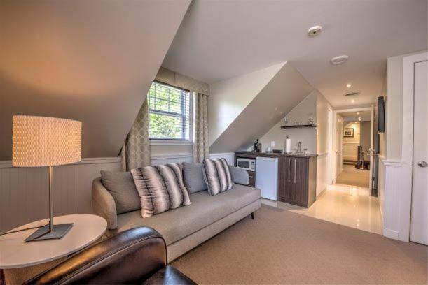 Auberge Sous L'Edredon B&B Saint-Sauveur-des-Monts Kültér fotó